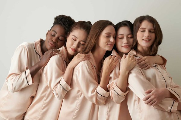 Le meilleur loungewear pour femmes : top des choix pour le confort à la maison